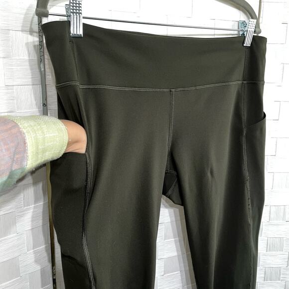 Lululemon Women’s Pace Rival Crop Full On Luxtreme 22" Dark Olive Size 10 Soft - Picture 3 of 11